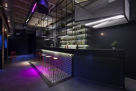 罗生门酒吧设计案例赏析,罗生门酒吧装修设计效果图 第6张