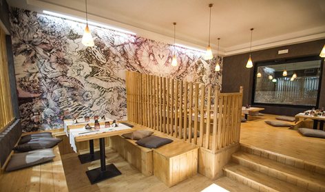 蝴蝶日式餐厅设计案例赏析,蝴蝶日式餐厅装修设计效果图 第2张