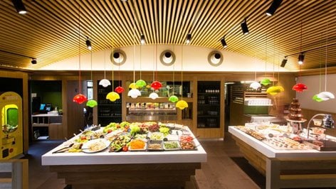 科尔马西餐厅设计案例欣赏,科尔马餐西餐厅装修设计效果图 第2张